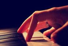 开云体育直播-EDG绝杀NS，Faker完成帽子戏法！电竞盛宴再掀高潮