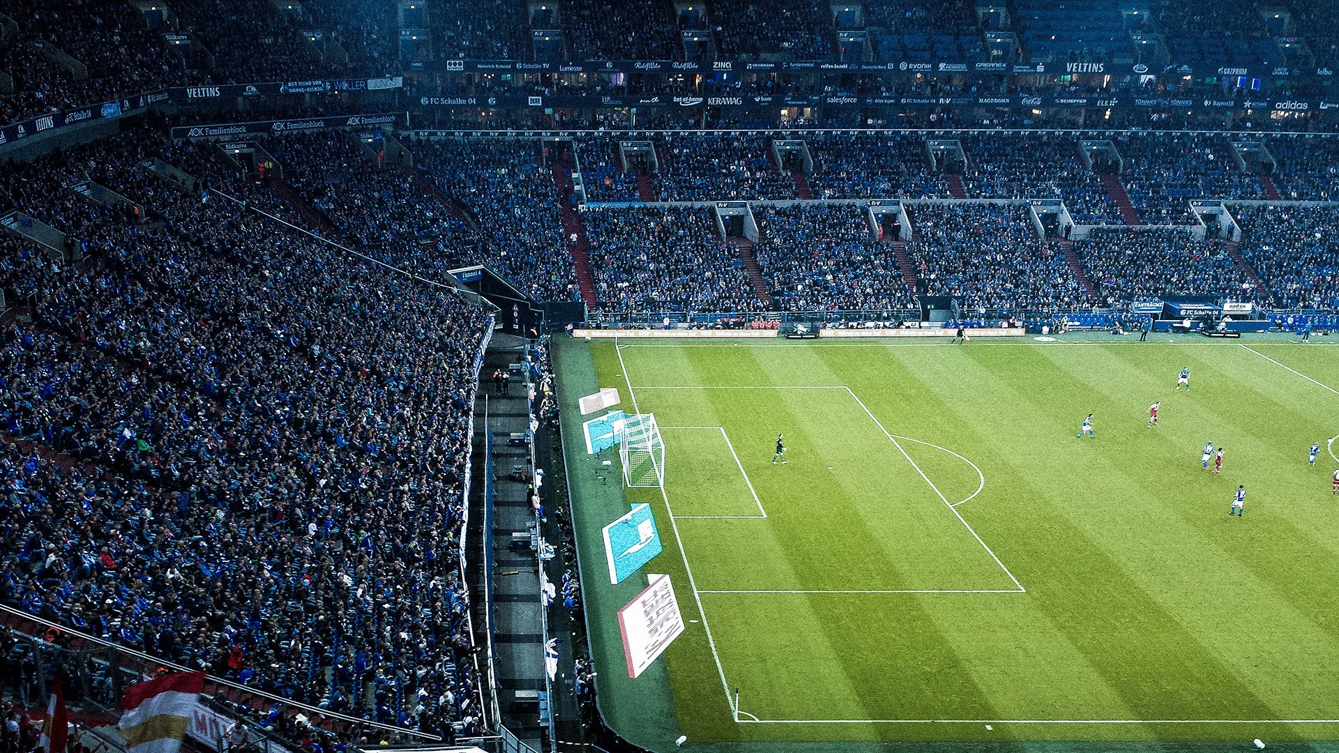 开云体育直播-欧冠半决赛的篮球启示，当国王在决胜局带走湖人