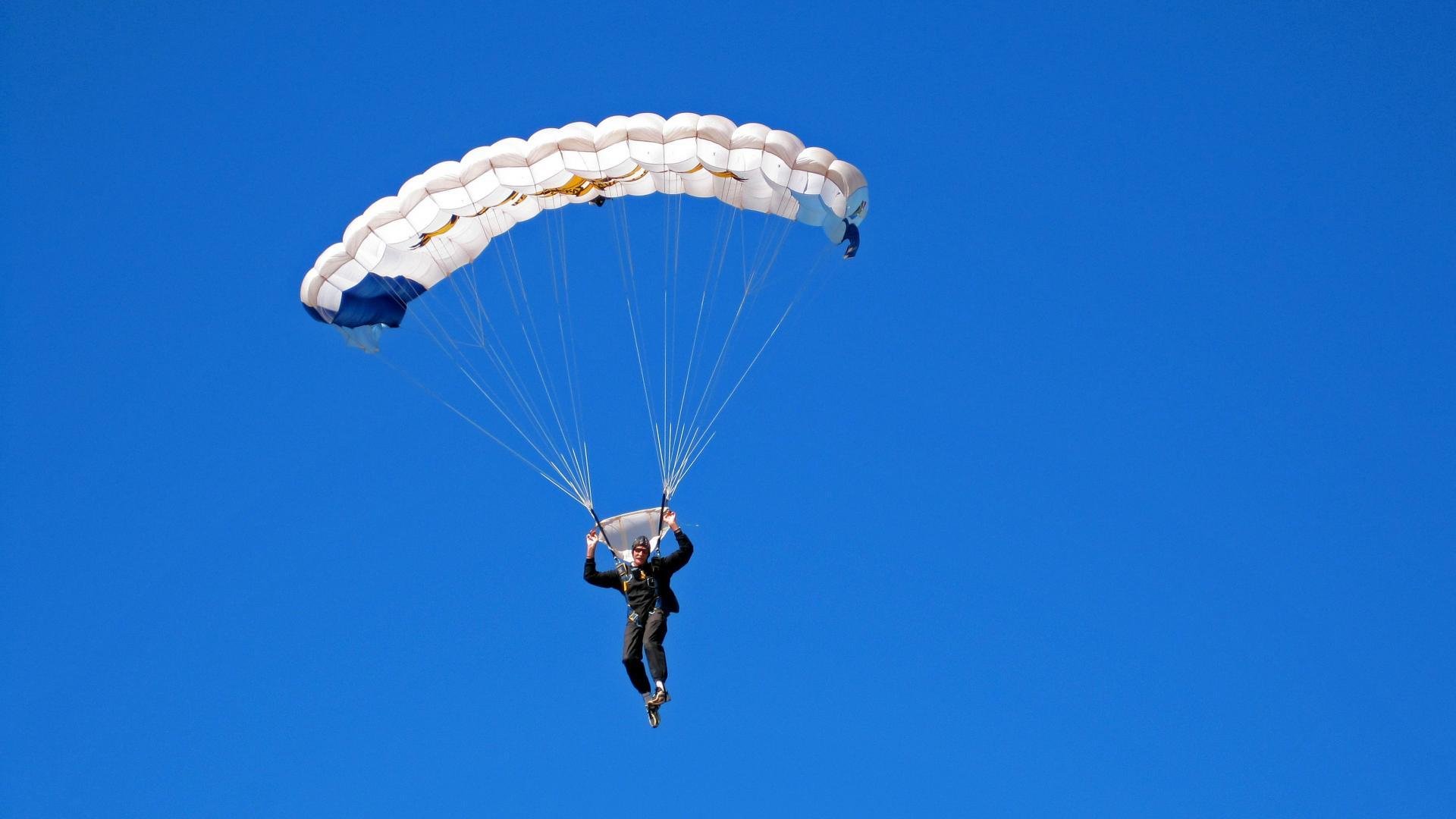 火箭斩落猛龙，霍勒迪成为关键先生