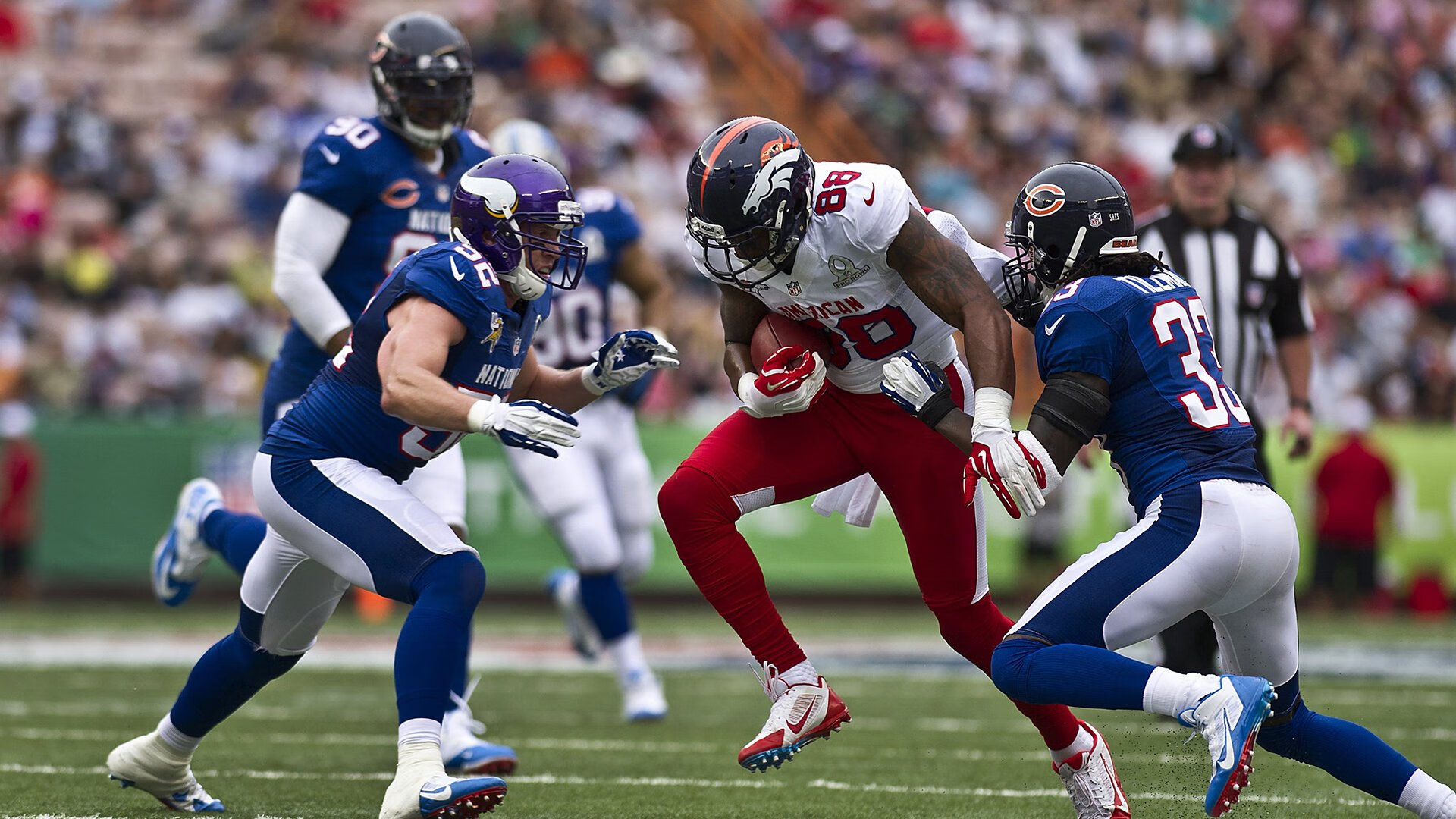 奥运周期关键战焦点战,曼联斩落澳大利亚的战术启示